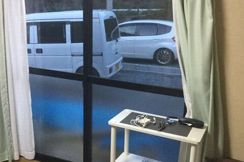 窓ガラスフィルム
