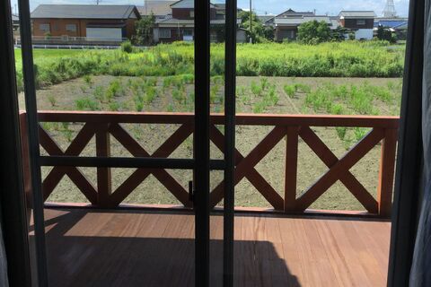窓ガラスフィルム