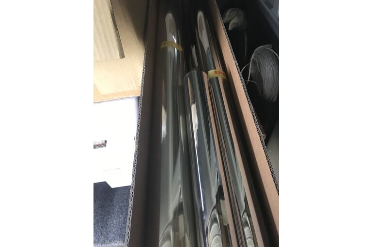 窓ガラスフィルム