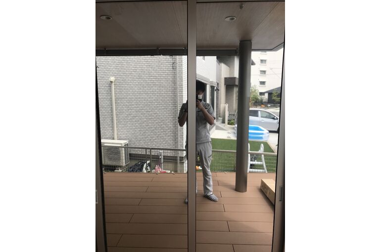 窓ガラスフィルム