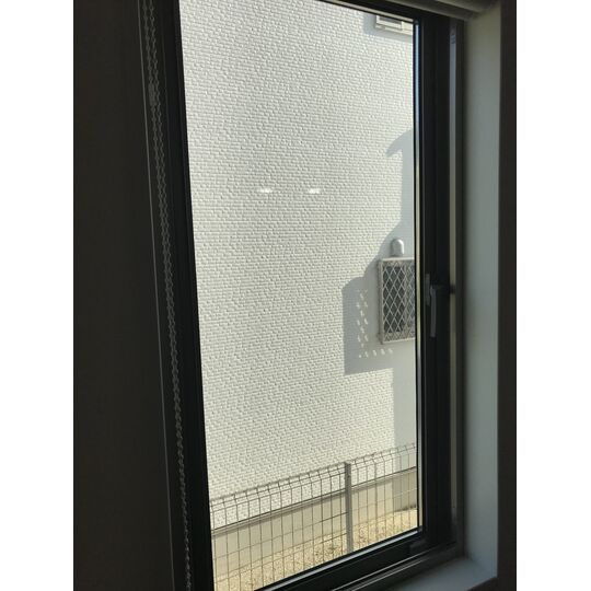 窓ガラスフィルム