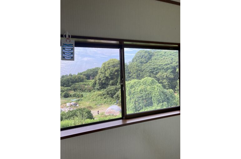 窓ガラスフィルム