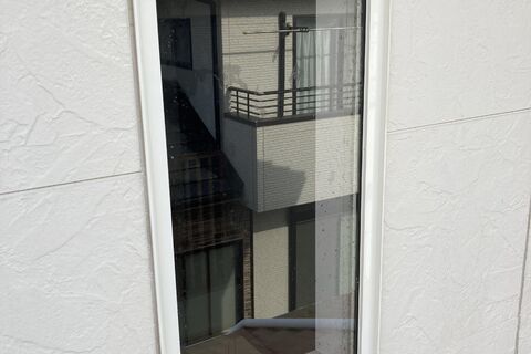 窓ガラスフィルム