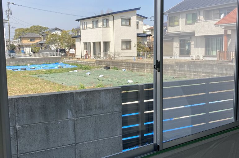 窓ガラスフィルム